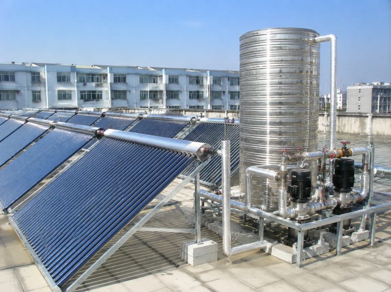 临淄区商用大容量真空管太阳能热水系统